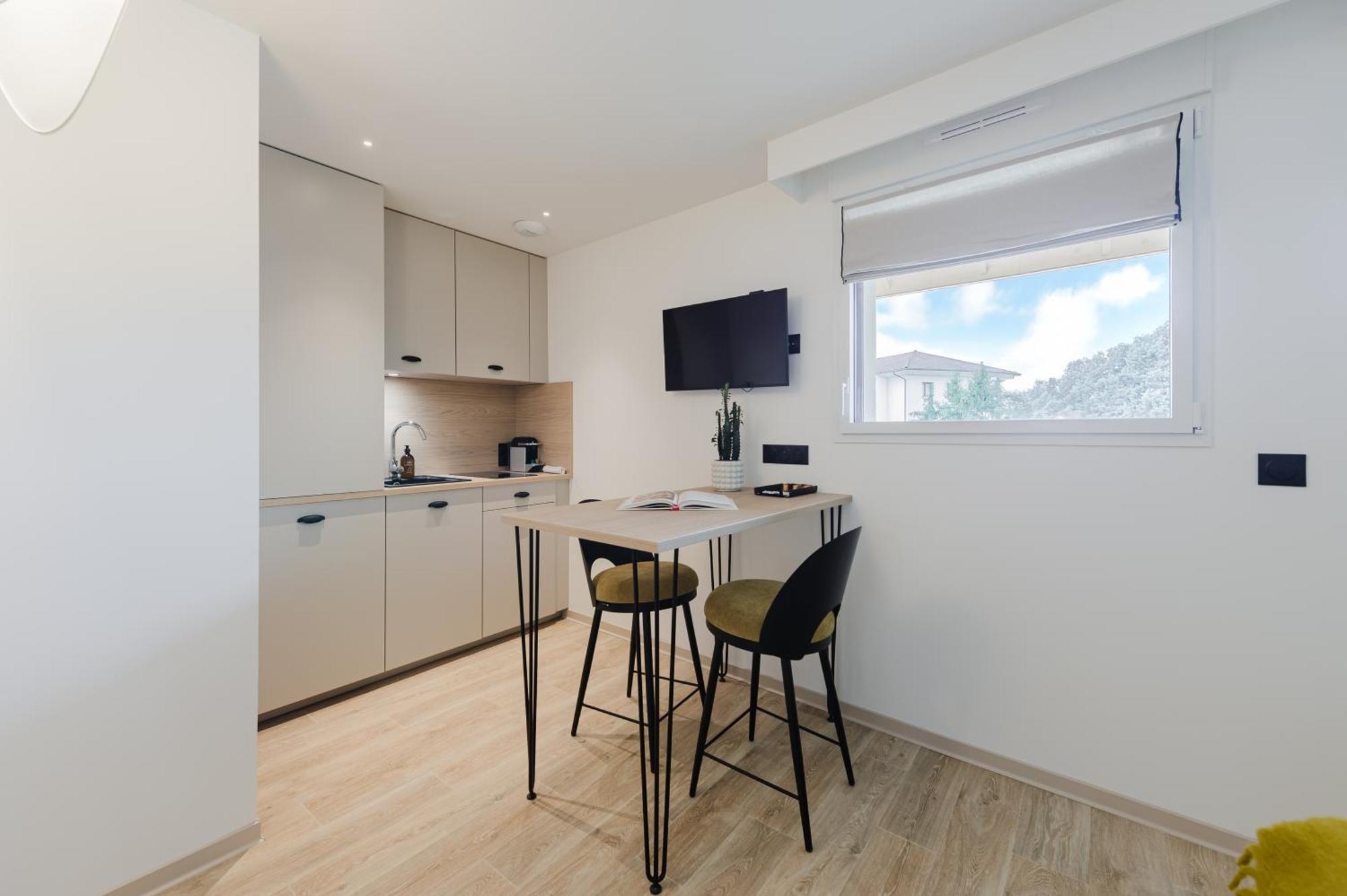 Appart Hotel Neostelia Annecy Eksteriør billede